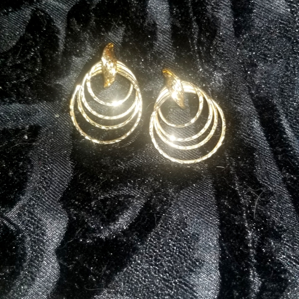 14k gold earrings